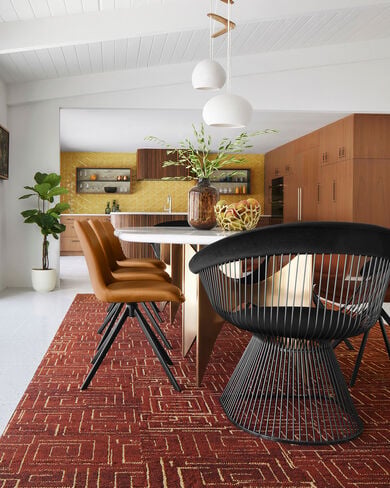 Gatsby shown in Spice/Gold
