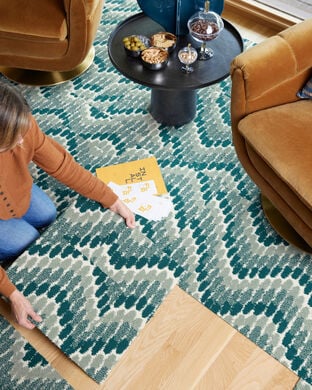 Installing FLOR Jute Box in Bone