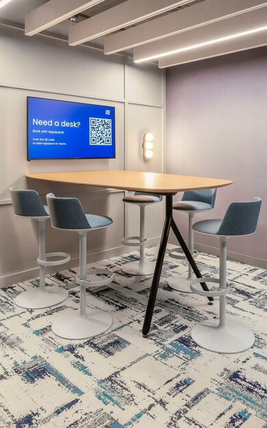 FLOR Splish Splash shown in Lapis