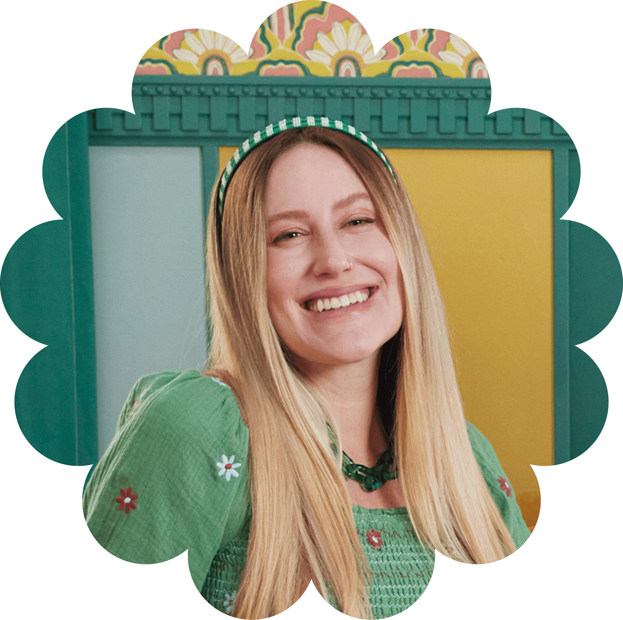 Portrait of Dani Dazey in a scallop shape