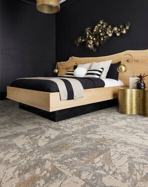 You're So Vein - Beige / Silver