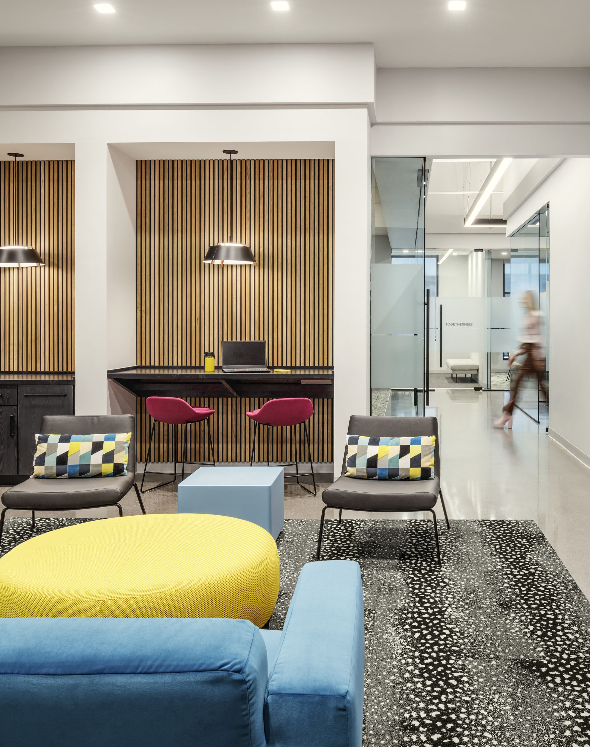 ラメ入りタートルネックcoup-de-pied　クゥードピエ Doe Re Mi - Black: Patterned Area Rugs & Carpet Tiles by FLOR