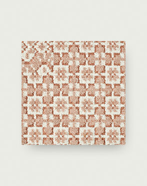 How Bazaar - Coral