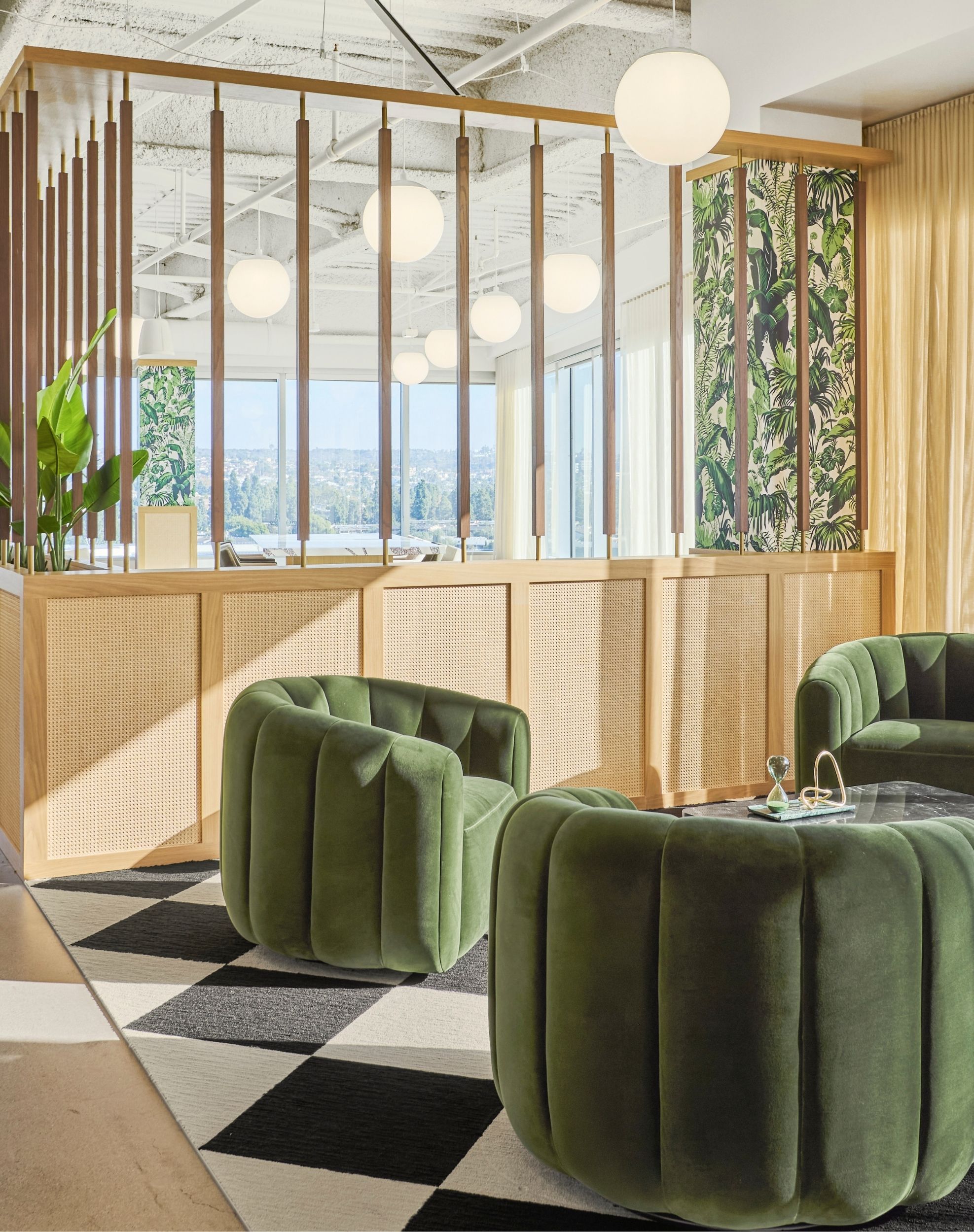 Made You Look - Black