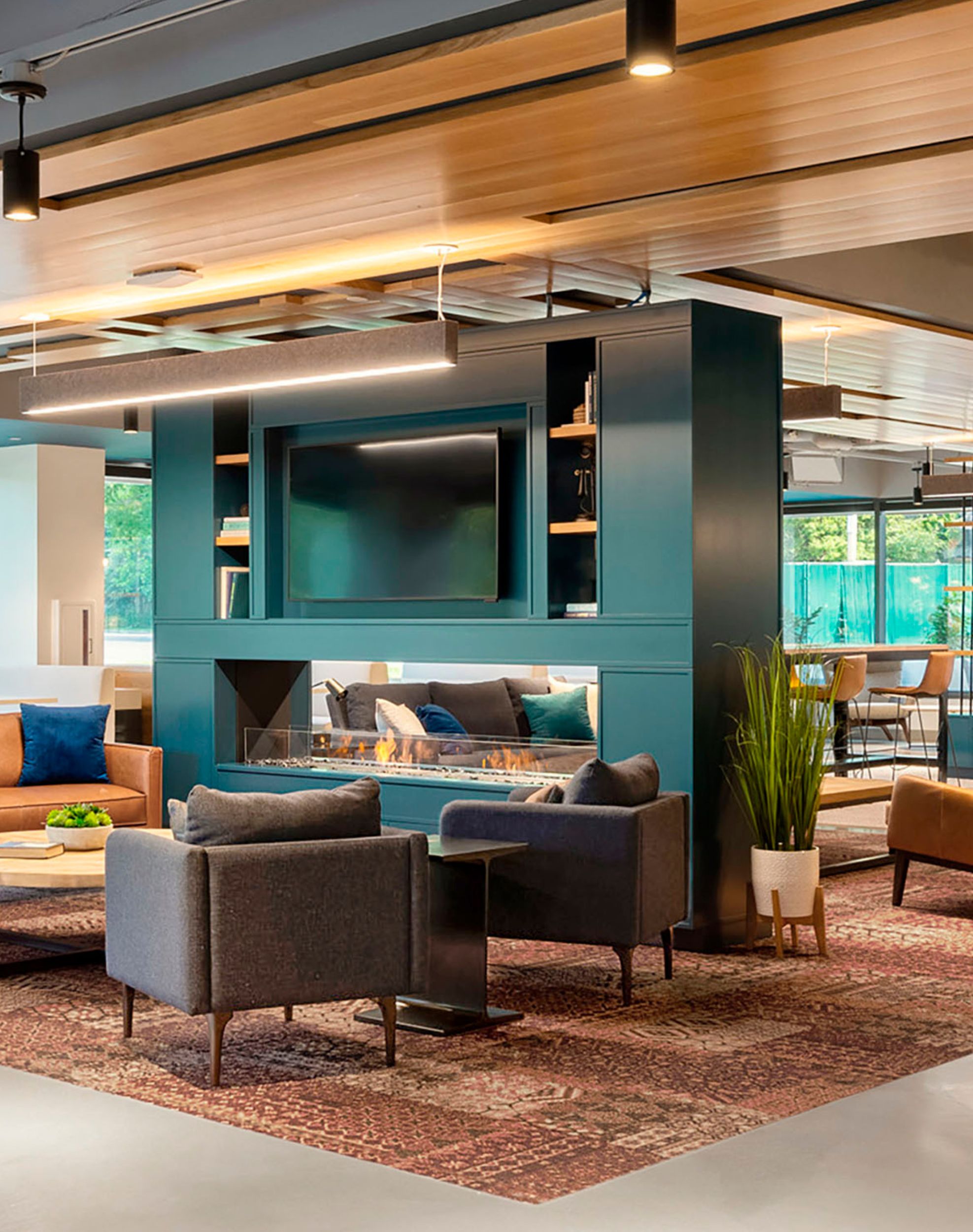 Oasis Retreat - Mahogany